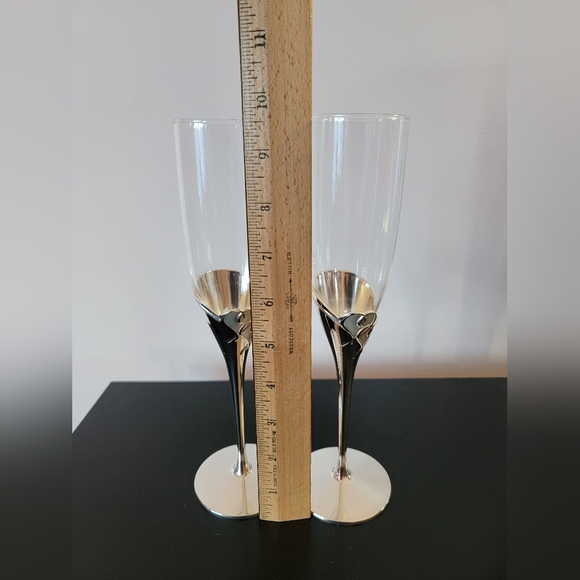 Lenox Silver Wedding Toasting Set with Elegant Design. - Picture 5 of 8